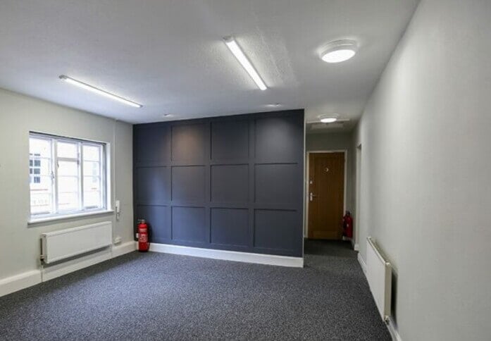 Unfurnished workspace: 699 Warwick Road, Mike Roberts Property, Solihull, B91 - West Midlands