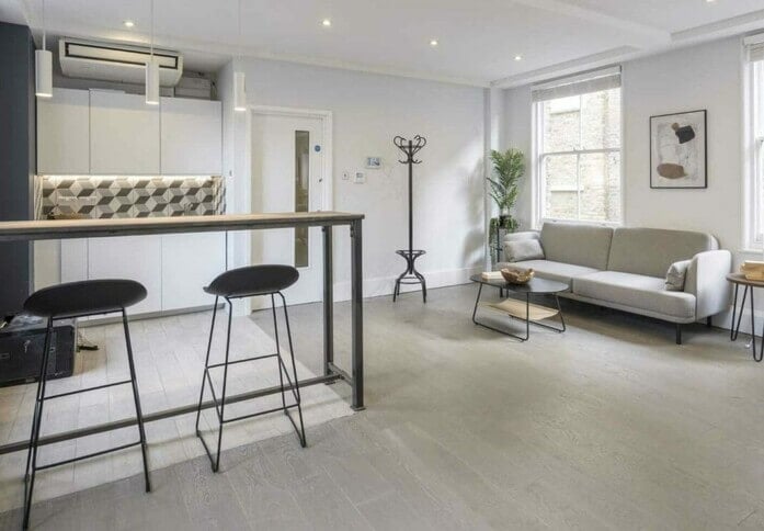 Dedicated breakout space for clients - 5 Sandy's Row, Rubix Real Estate Ltd (Managed) in Spitalfields, E1 - London
