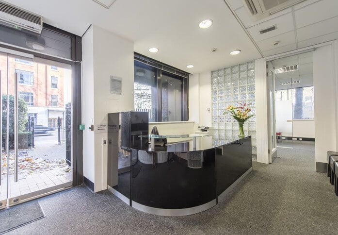 Vauxhall Bridge Road SW1 office space – Reception