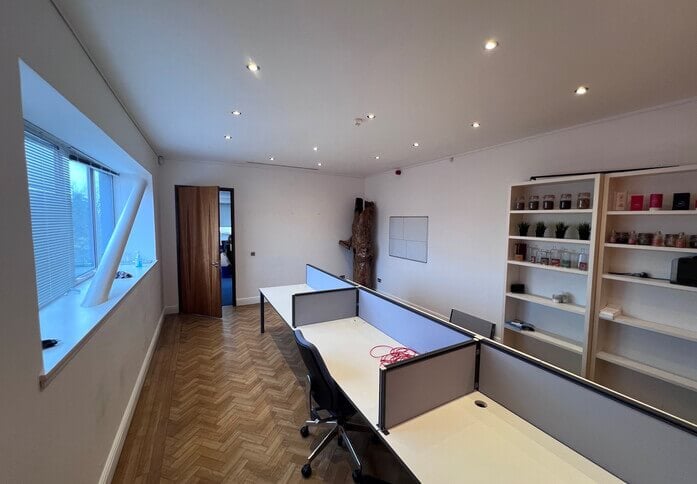 Private workspace in Bittacy Business Centre, The Summit (Mill Hill, NW7 - London)