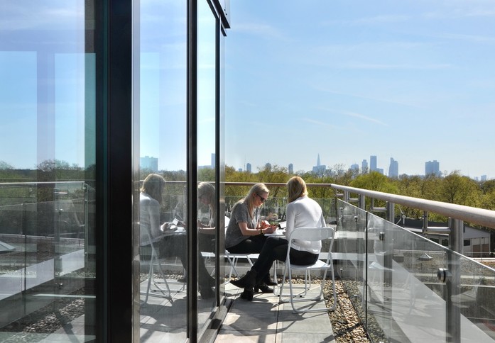 Highbury Grove N1 office space – Balcony / terrace