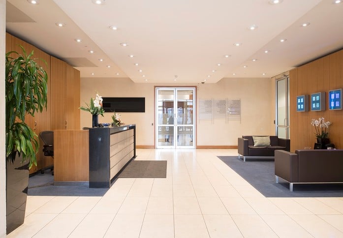Kew Road TW9 office space – Reception
