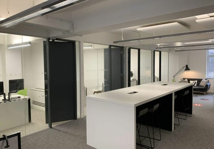 Breakout area at Houndsditch, Clockhouse Property Consulting Limited in Aldgate, E1 - London