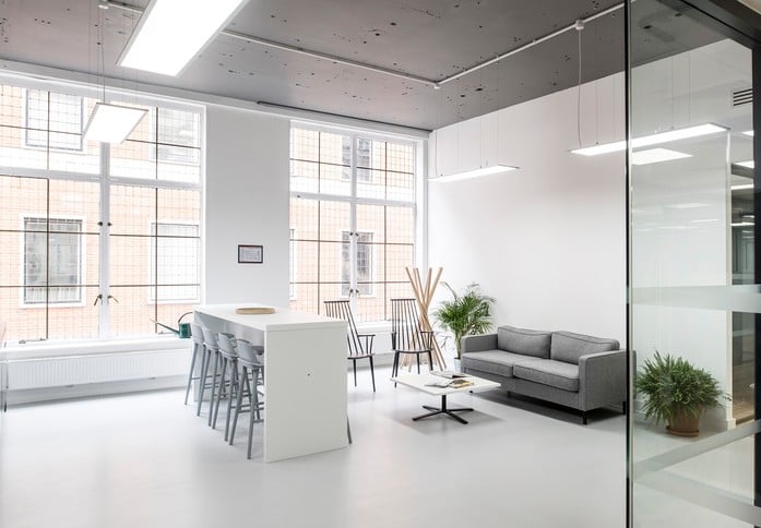 Winsley Street W1D office space – Breakout area
