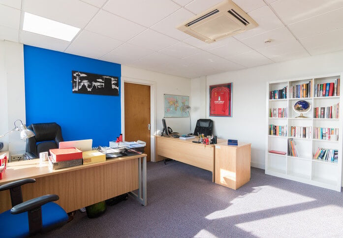 Breckfield Road South L2 office space – Private office (different sizes available)