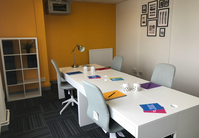 Malling Street BN7 office space – Private office (different sizes available)