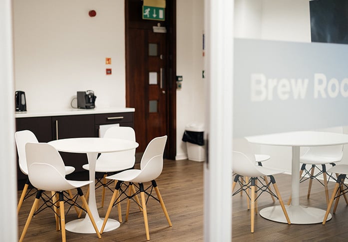 Breakout space for clients - One City West, Biz Hub in Leeds