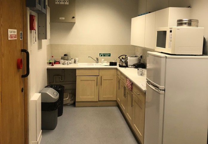 London Road BR8 office space – Kitchen