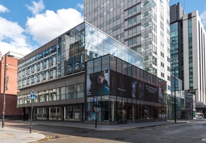 Building pictures of St James Tower, Regus at Manchester