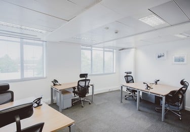 Beehive Ring Road RH6 office space – Private office (different sizes available)