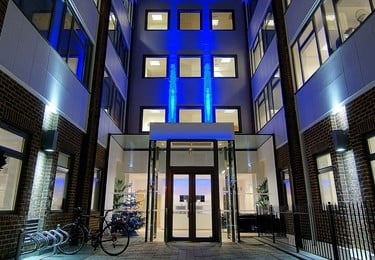 Victoria Avenue EC2 office space – Building external