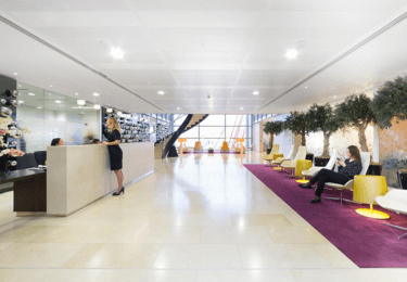 Bishopsgate EC1 office space – Reception