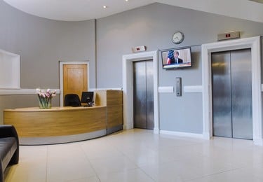 Queens Road SW19 office space – Reception