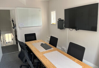 The meeting room at The House, Deskrenter Ltd in Tunbridge Wells, TN1 - South East