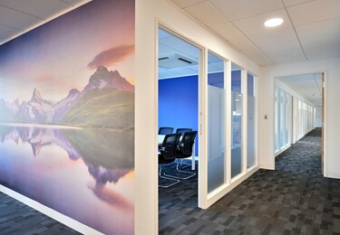 Meeting room - Quest House, WCR Property Ltd in Cardiff, CF10 - Wales