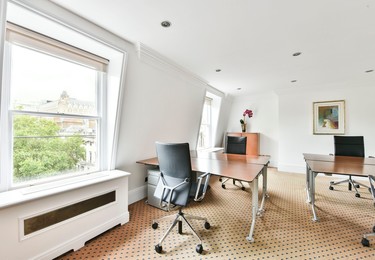 Cavendish Square NW1 office space – Private office (different sizes available)