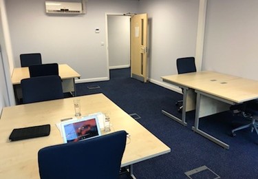 Charing Cross Road WC2 office space – Private office (different sizes available)