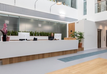 Parkway PO14 office space – Reception
