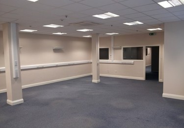 Thornbury Road PL1 office space – Hallway