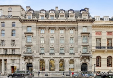 Pall Mall SW1 office space – Building external