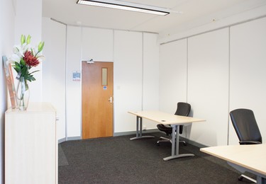 Cheney Manor Estate SN1 office space – Private office (different sizes available)