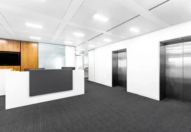 London Street EC3 office space – Reception