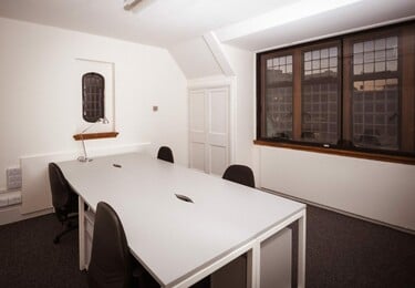 Dedicated workspace, Fredericks at the Insurance Hall, NewFlex Limited (previously Citibase) in Moorgate, EC2 - London
