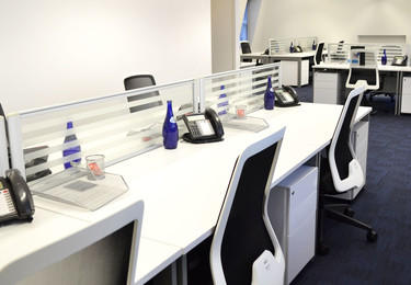 Royal Exchange Avenue EC1 office space – Private office (different sizes available)