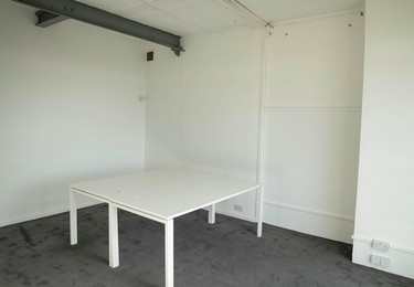 Lots Road SW6 office space – Private office (different sizes available)