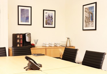 Curtis Road RH4 office space – Meeting room / Boardroom