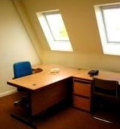 Church Road TW11 office space