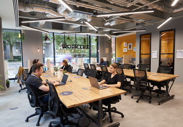 Shared deskspace in Kings House, Work.Life Holdings Limited, Hammersmith