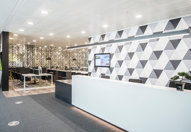 Reception - Chiswick Business Park, Regus in Chiswick