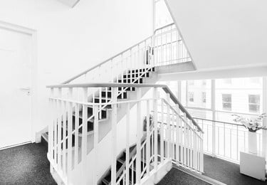Praed Street W2 office space – Hallway