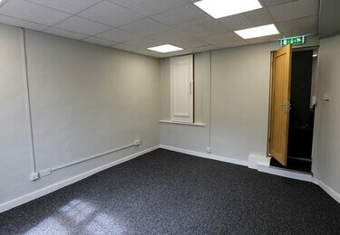 Unfurnished workspace at 699 Warwick Road, Mike Roberts Property, Solihull, B91 - West Midlands