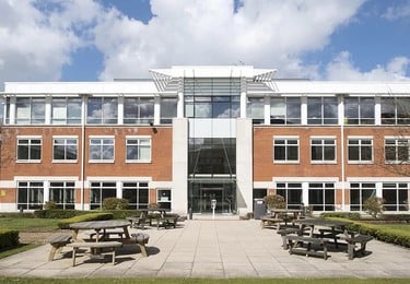 The building at Chalfont House (Spaces), Regus, Gerrards Cross