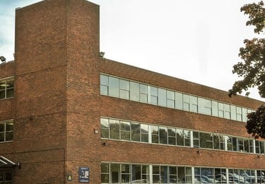 Priestley Road RG21 office space – Building external