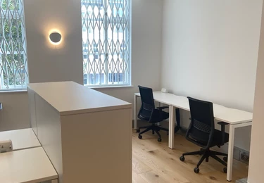 Dedicated workspace, Park House, Kitt Technology Limited in White City