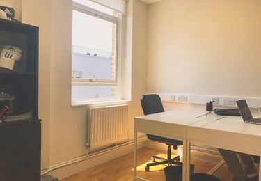 Notting Hill Gate W10 office space – Private office (different sizes available)