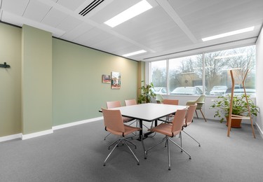Uxbridge Road W5 office space – Meeting room / Boardroom