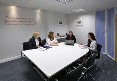 Dallam Lane WA1 office space – Meeting room / Boardroom