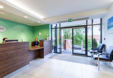Guildford Road KT22 office space – Reception