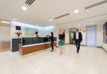 Vine Road UB8 office space – Reception
