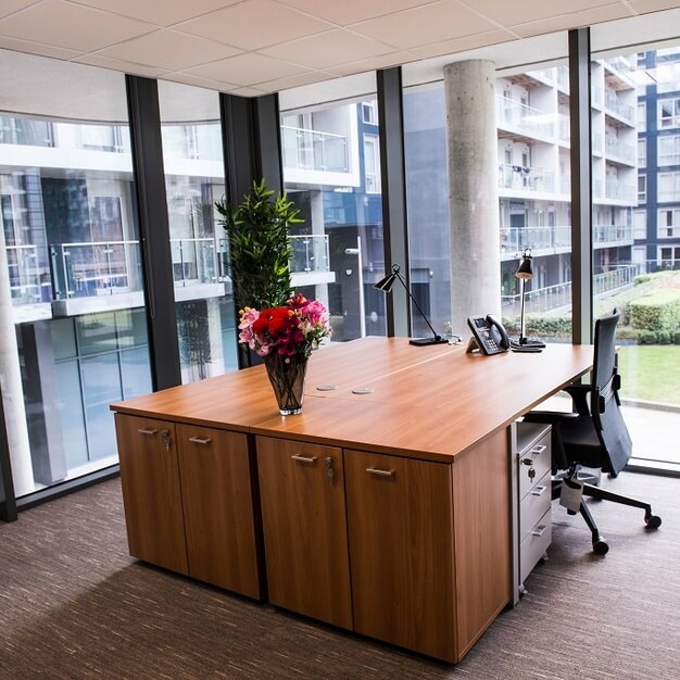 Your private workspace, 5 Indescon Square, CEC Group Ltd, Canary Wharf