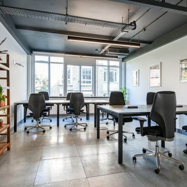 Private workspace, 35 Luke Street, RNR Property Limited (t/a Canvas Offices) in Old Street