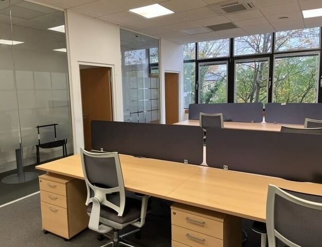 Private workspace in Cambridge House, Treeside Property Services (Putney)