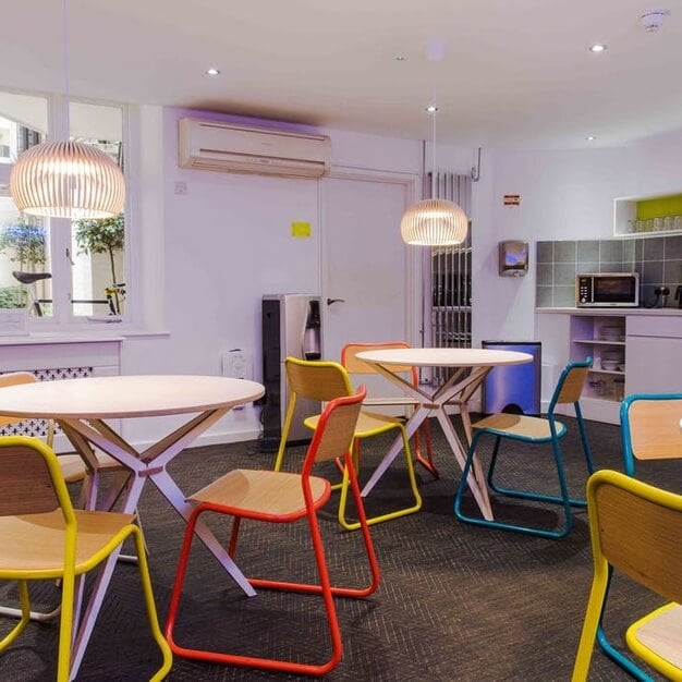 Breakout space for clients - 23 Southampton Place, The Boutique Workplace Company in Holborn