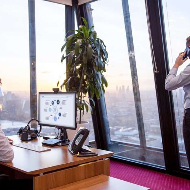 Private workspace in The Leadenhall Building, Serv Corp (Monument, EC4 - London)