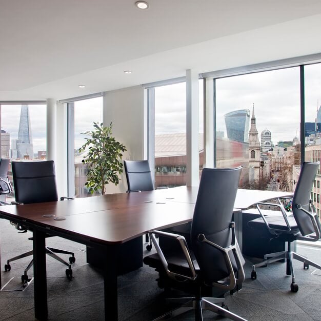 Your private workspace, Octagon Point, The Argyll Club (LEO), St Paul's, EC1 - London