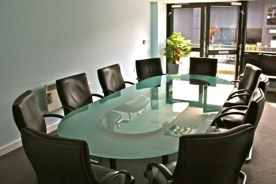 The meeting room at Wheatley Business Centre, M40 Offices in Wheatley